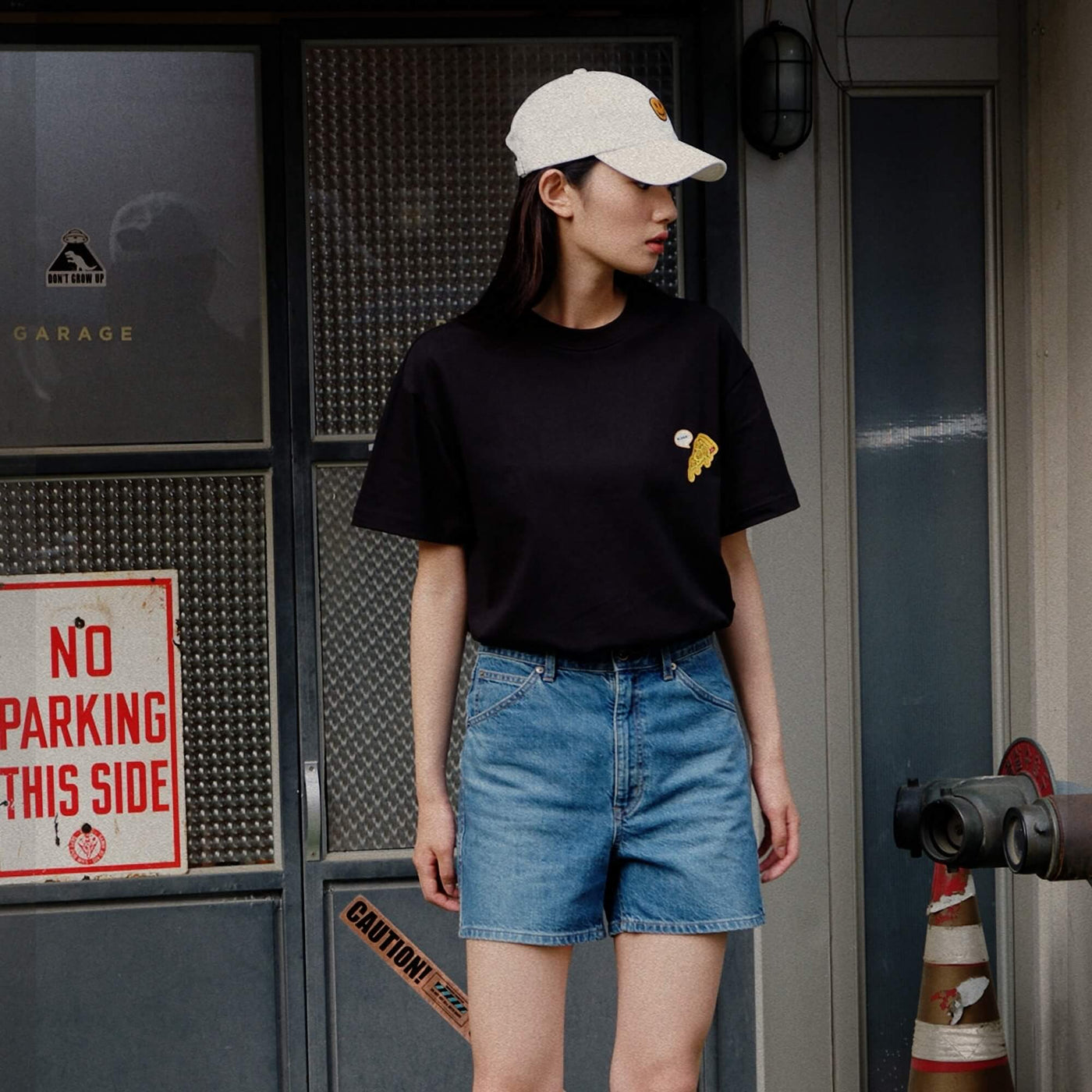 men_women_yellow_smile_face_cotton_hat_baseball_cap_white